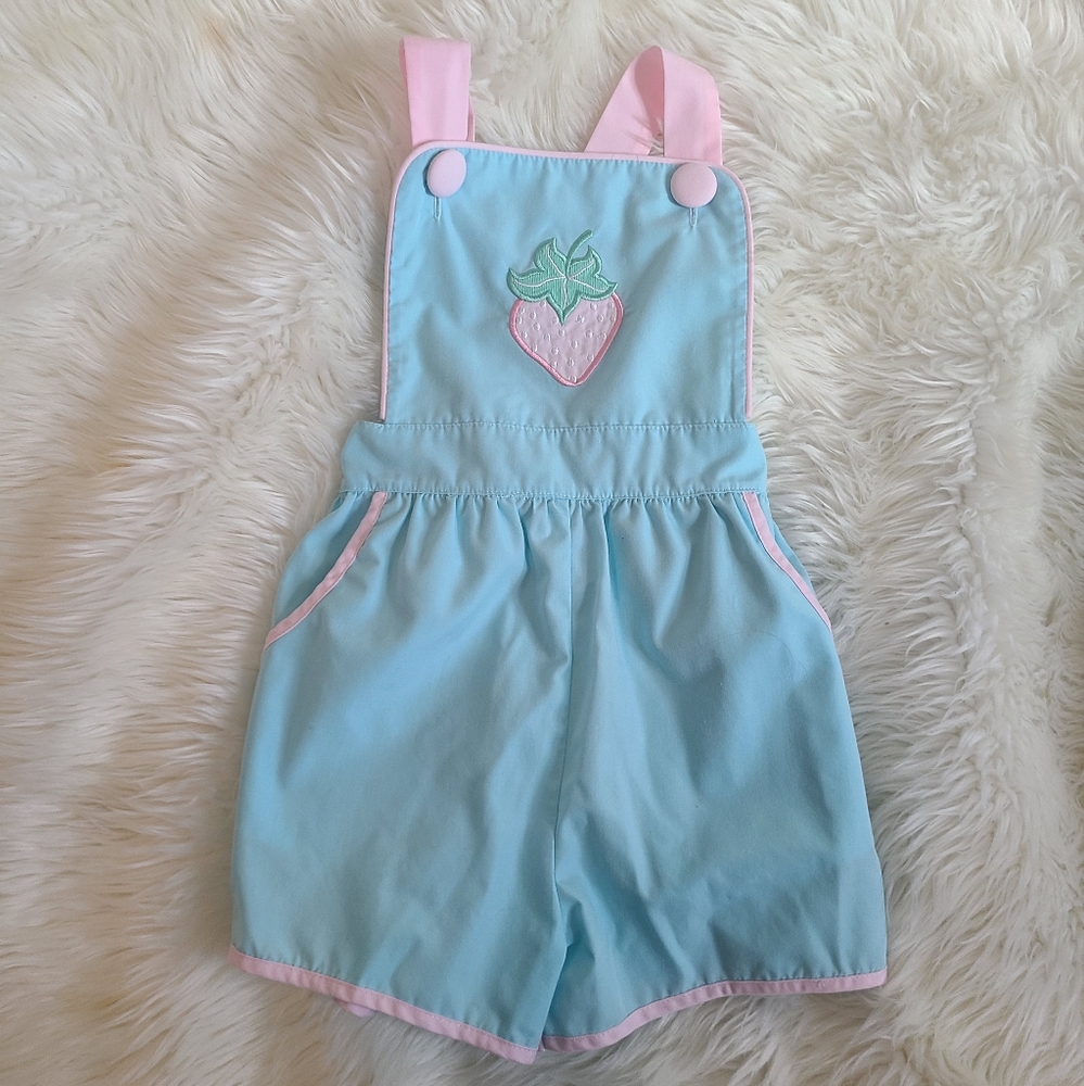 Charming Blue and Pink Bodysuit with Delicate Accents🍓